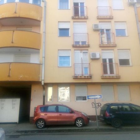 Ivana Center Novi Sad Exterior foto